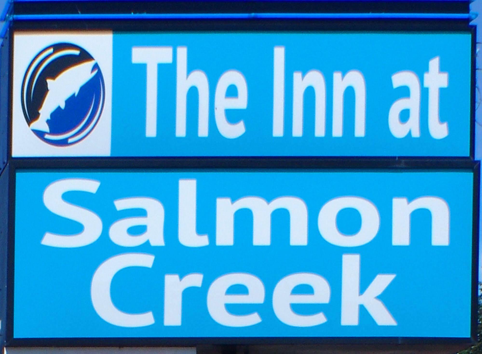 Inn At Salmon Creek Vancouver Exteriör bild